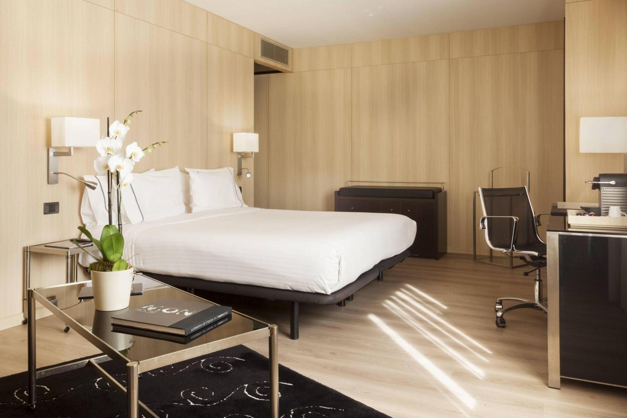 Ac Hotel Cordoba By Marriott Exterior photo